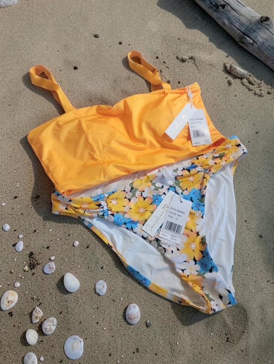 Sunshine 79 Other - NWT Sunshine 79 Yellow Crop Top & Floral Bikini Bottom Set 8/10